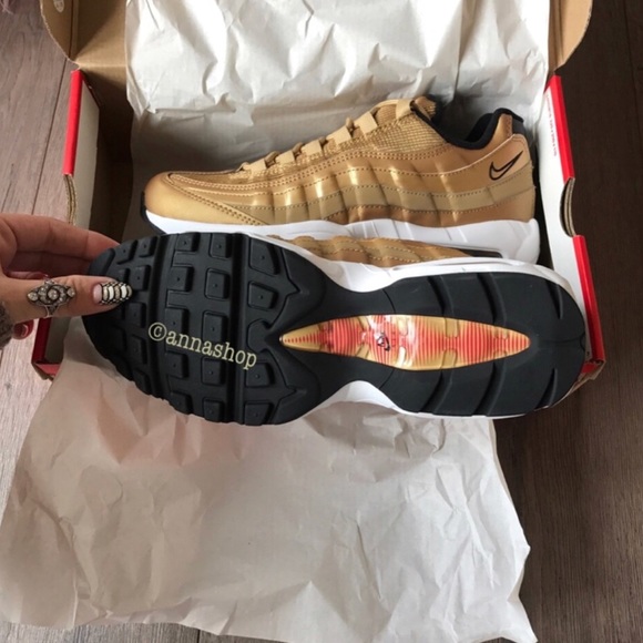 NWT Nike Air Max 95 Rare Gold - Picture 6 of 8